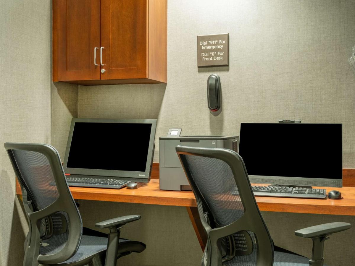 | Hampton Inn Raynham-Taunton
