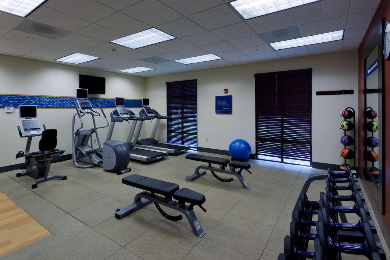 | Hampton Inn Rochester-Webster