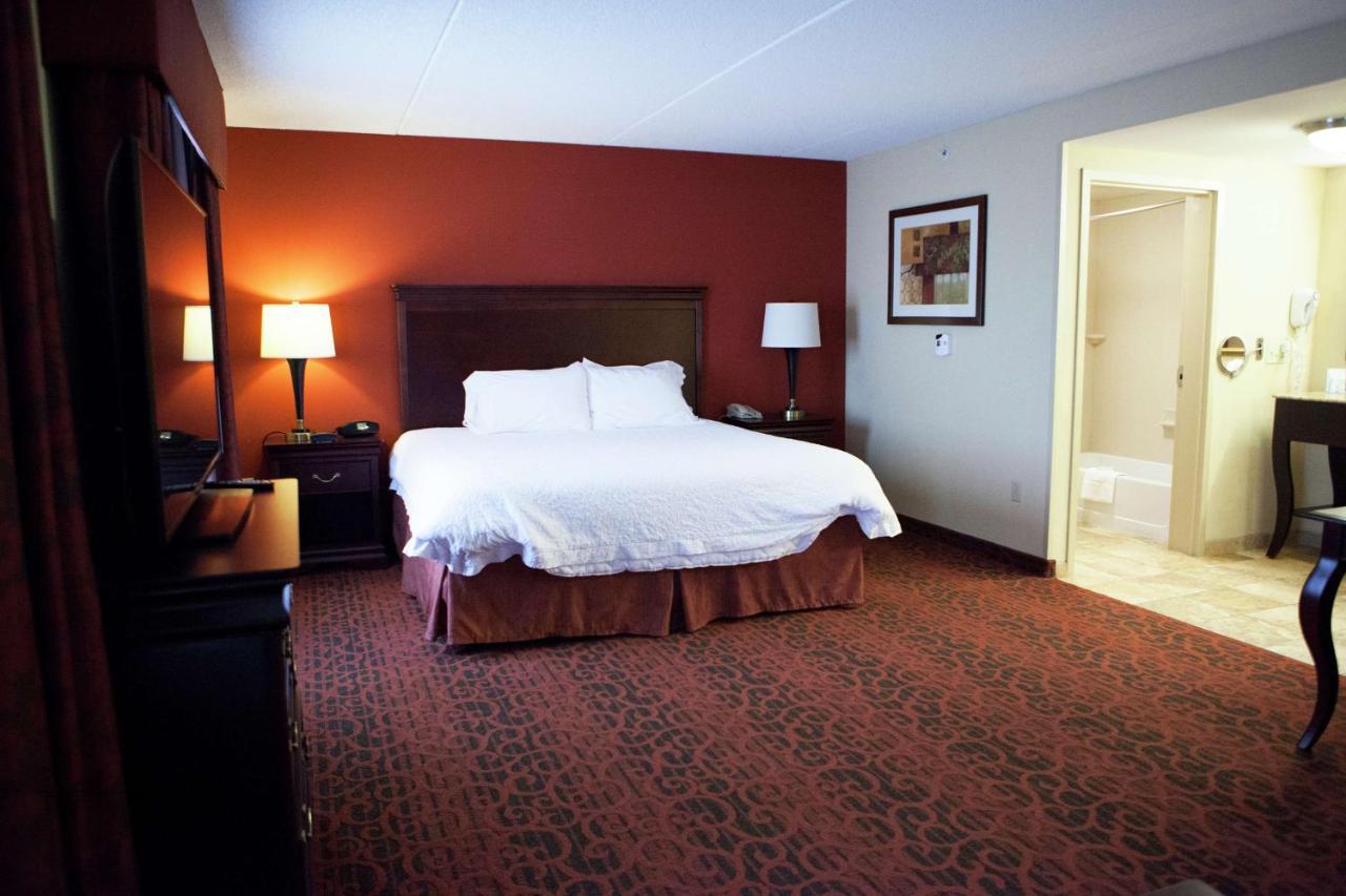 | Hampton Inn Rochester-Webster