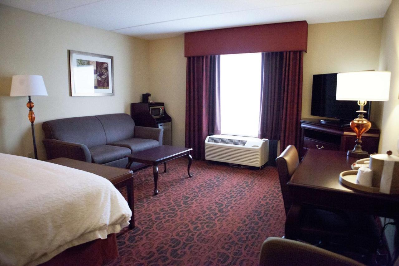 | Hampton Inn Rochester-Webster