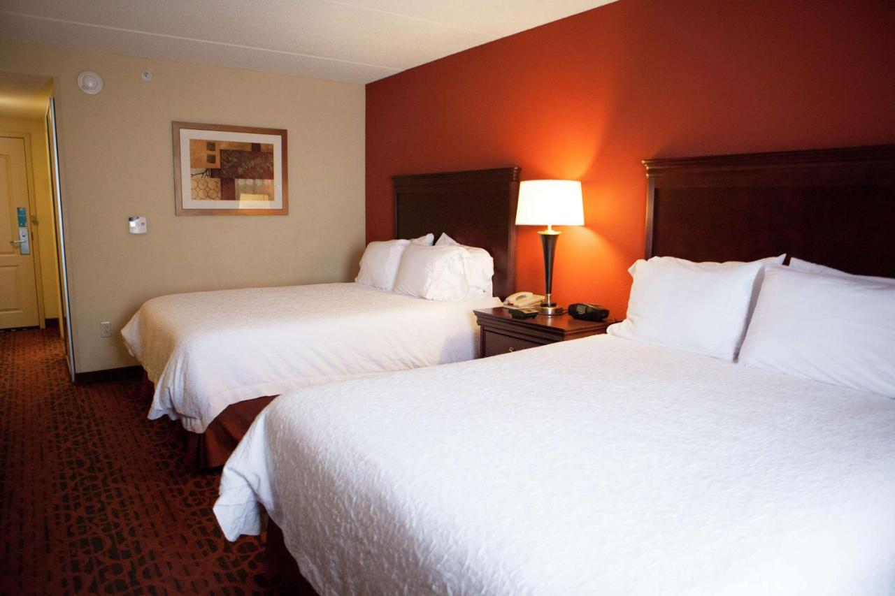 | Hampton Inn Rochester-Webster