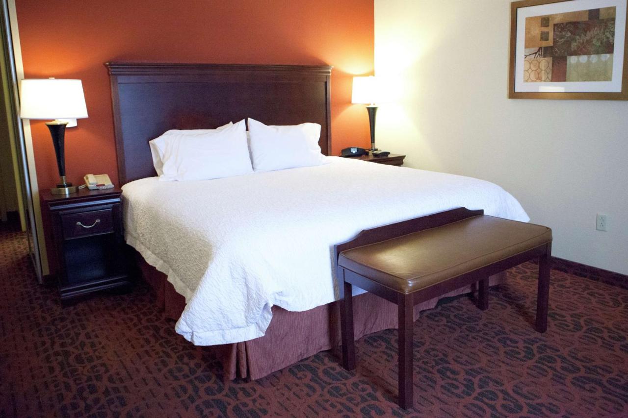 | Hampton Inn Rochester-Webster