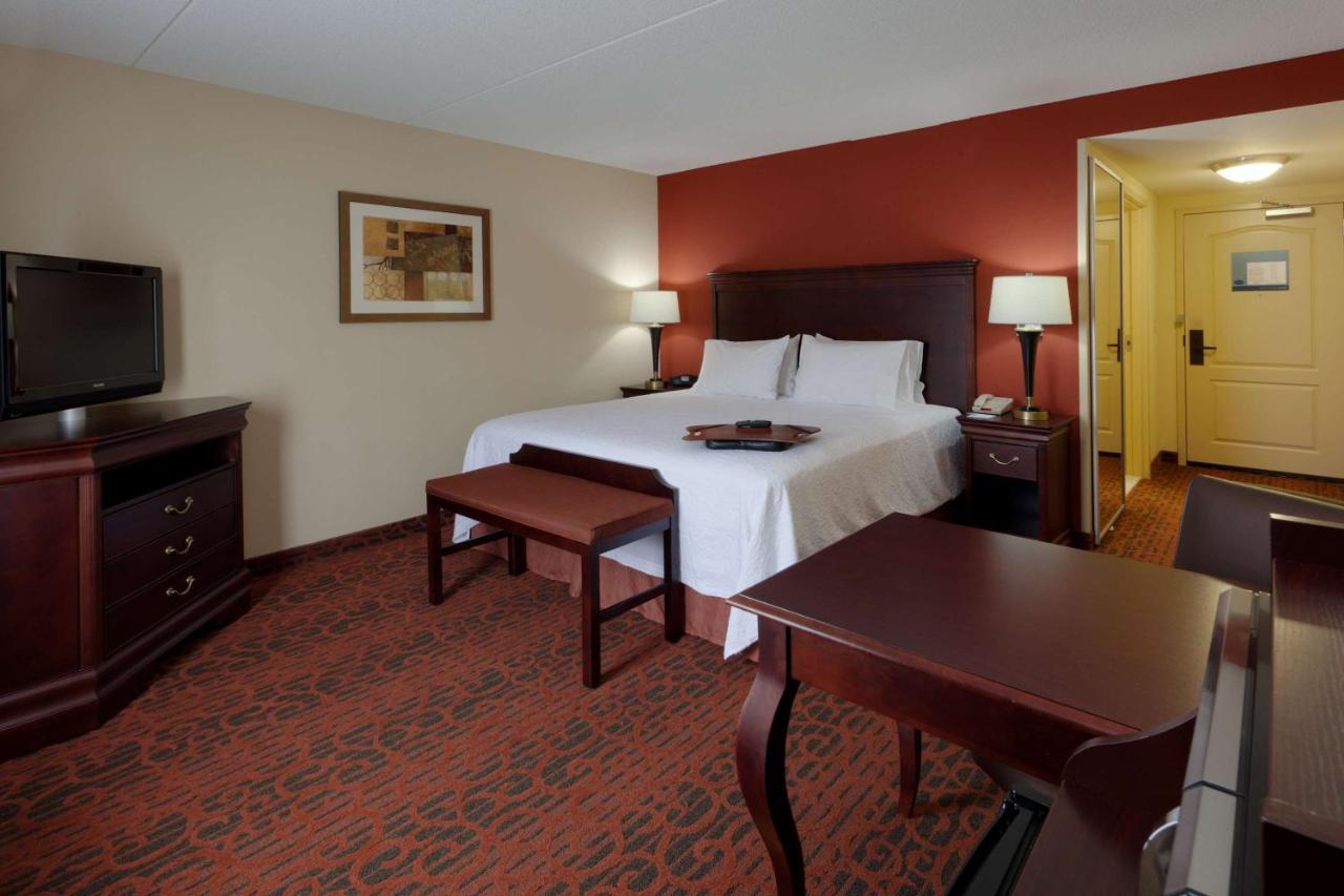 | Hampton Inn Rochester-Webster