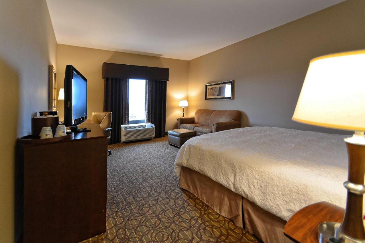 | Hampton Inn Geneseo