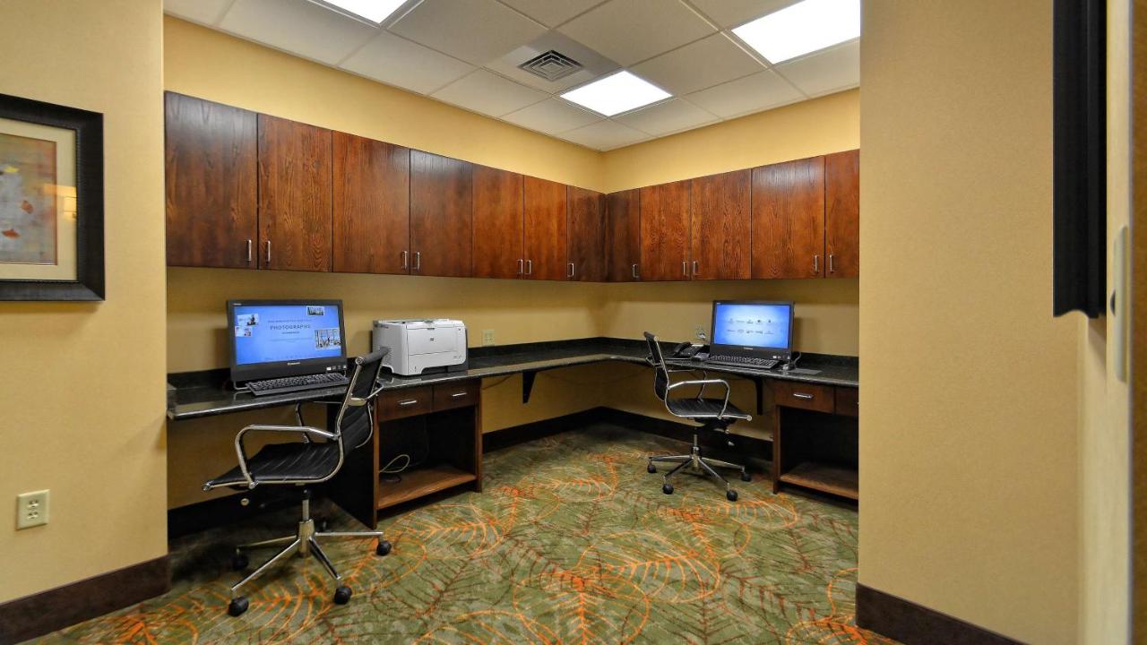 | Hampton Inn Geneseo