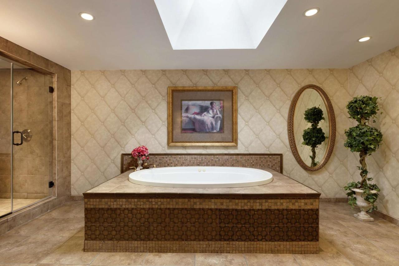 | Hilton Garden Inn Rochester/Pittsford