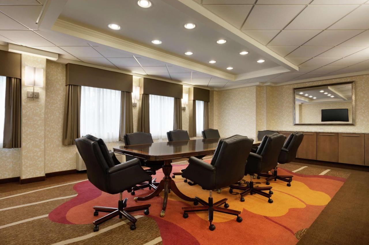 | Hilton Garden Inn Rochester/Pittsford