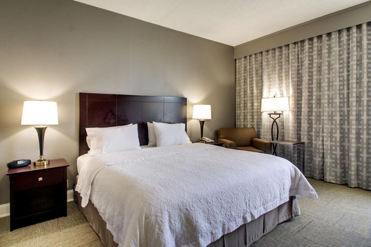 King Room - Disability Access at Hampton Inn Rolla