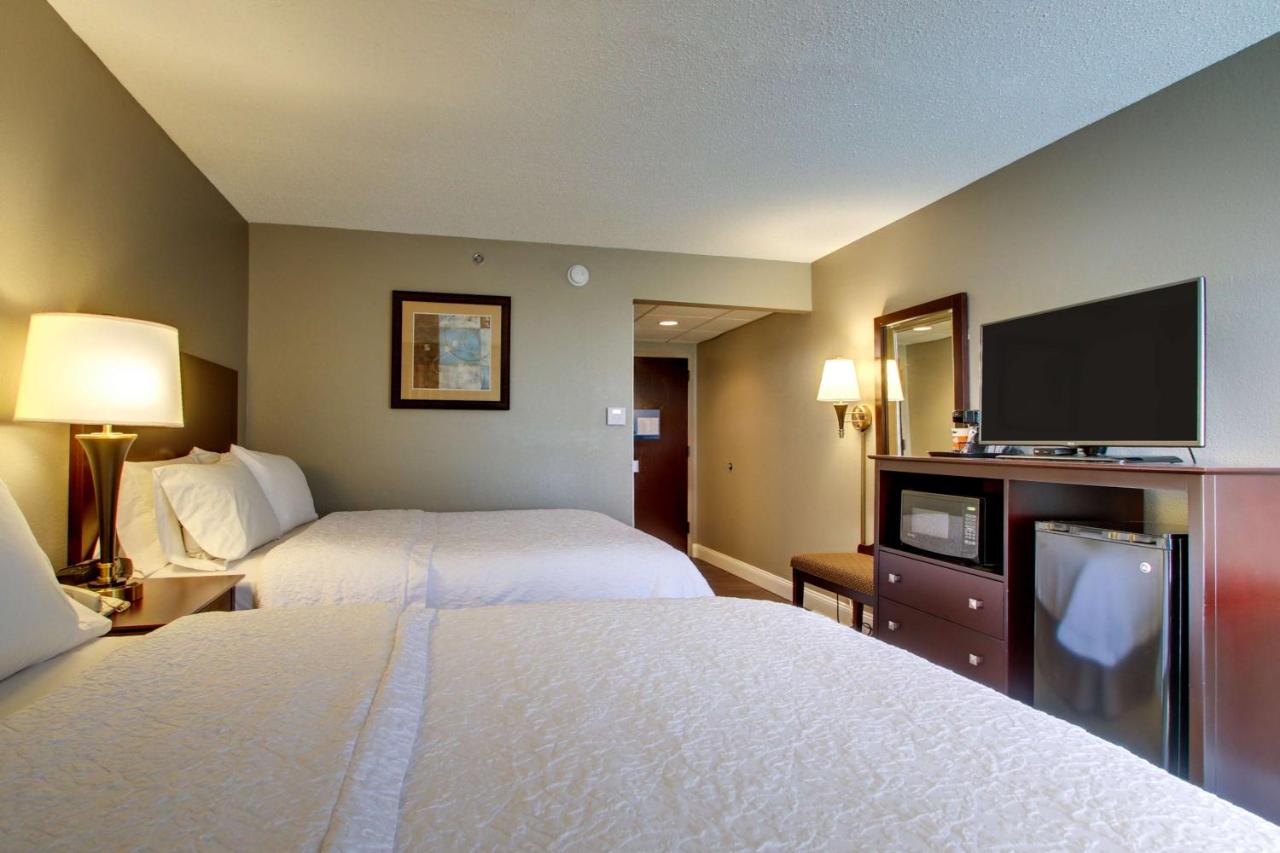 Queen Room with Two Queen Beds - Non-Smoking at Hampton Inn Rolla