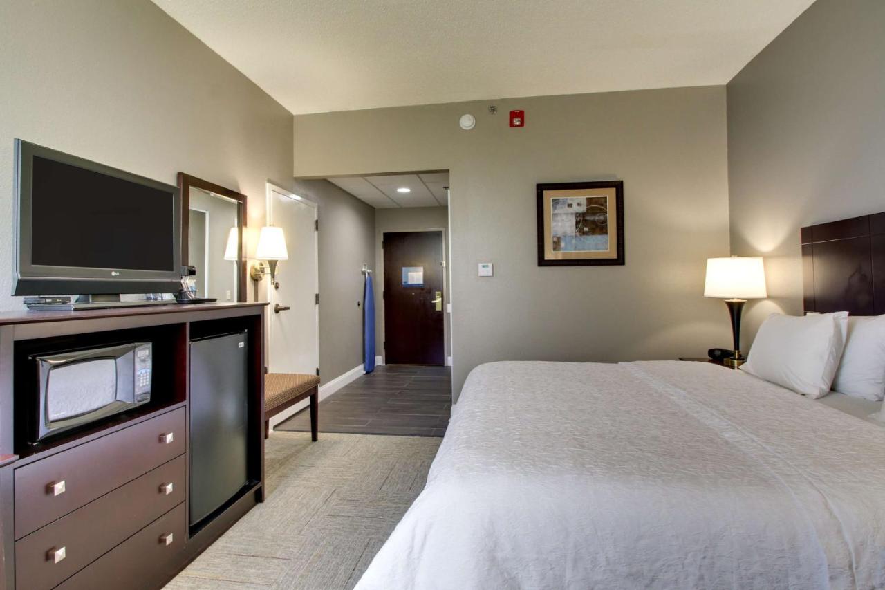 King Room - Disability Access at Hampton Inn Rolla
