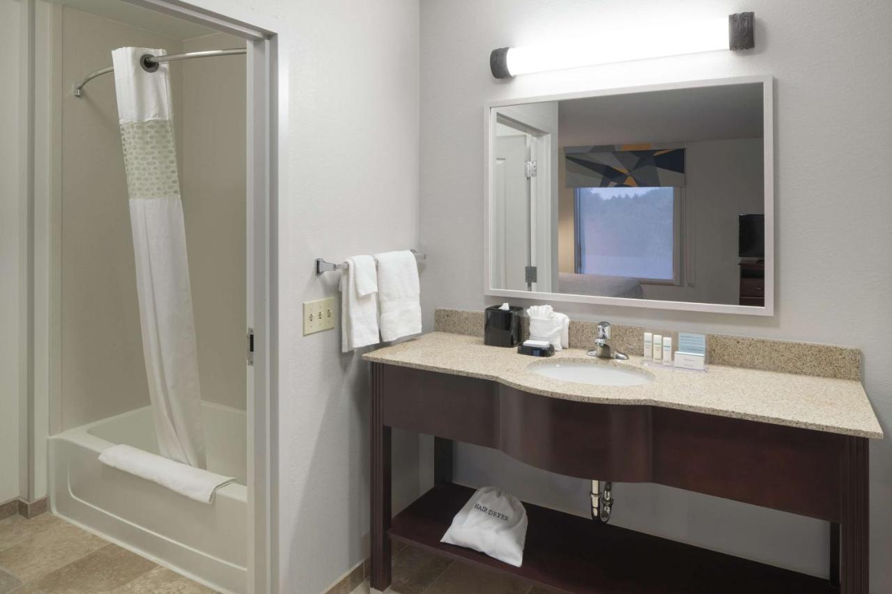 Queen Suite with Two Queen Beds - Non-Smoking at Hampton Inn & Suites Rochester-North