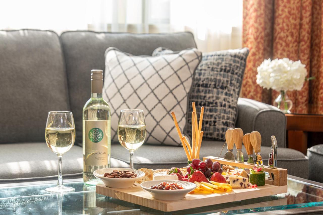 | Southbridge Hotel and Conference Center