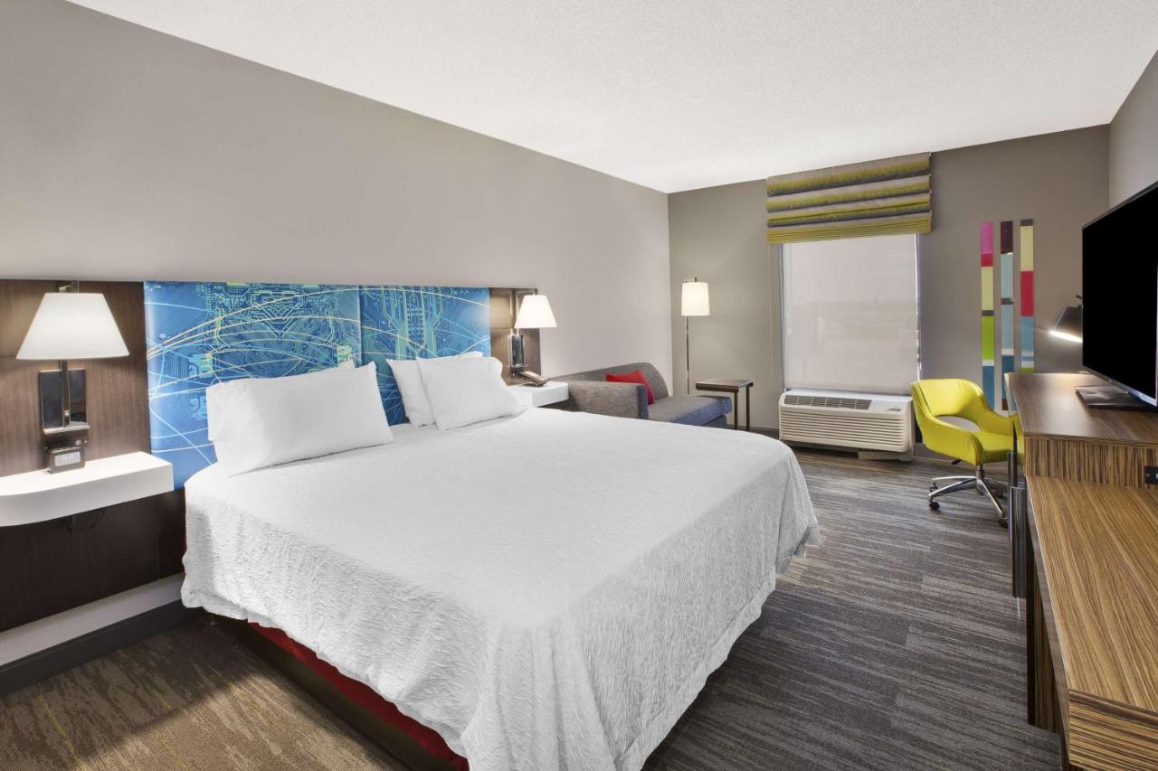 King Room - Non-Smoking at Hampton Inn & Suites Springboro/Dayton Area South