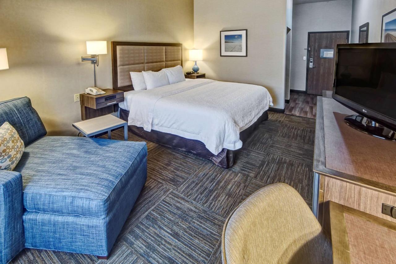 King Room - Non-Smoking at Hampton Inn Salt Lake City/Layton