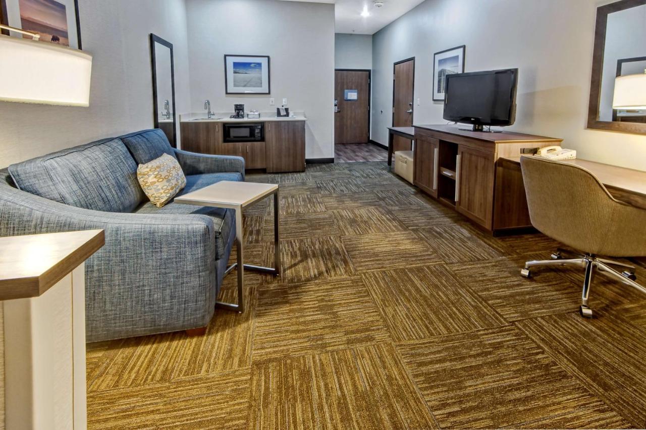 King Room with Sofa Bed - Non-Smoking at Hampton Inn Salt Lake City/Layton
