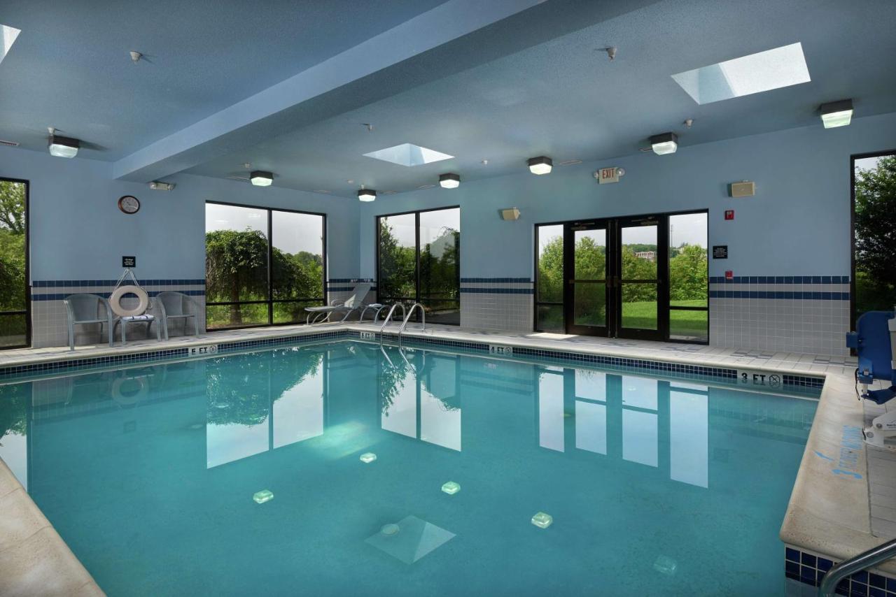 | Hampton Inn Shrewsbury