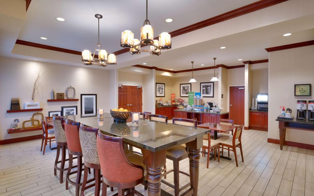 | Hampton Inn Tremonton