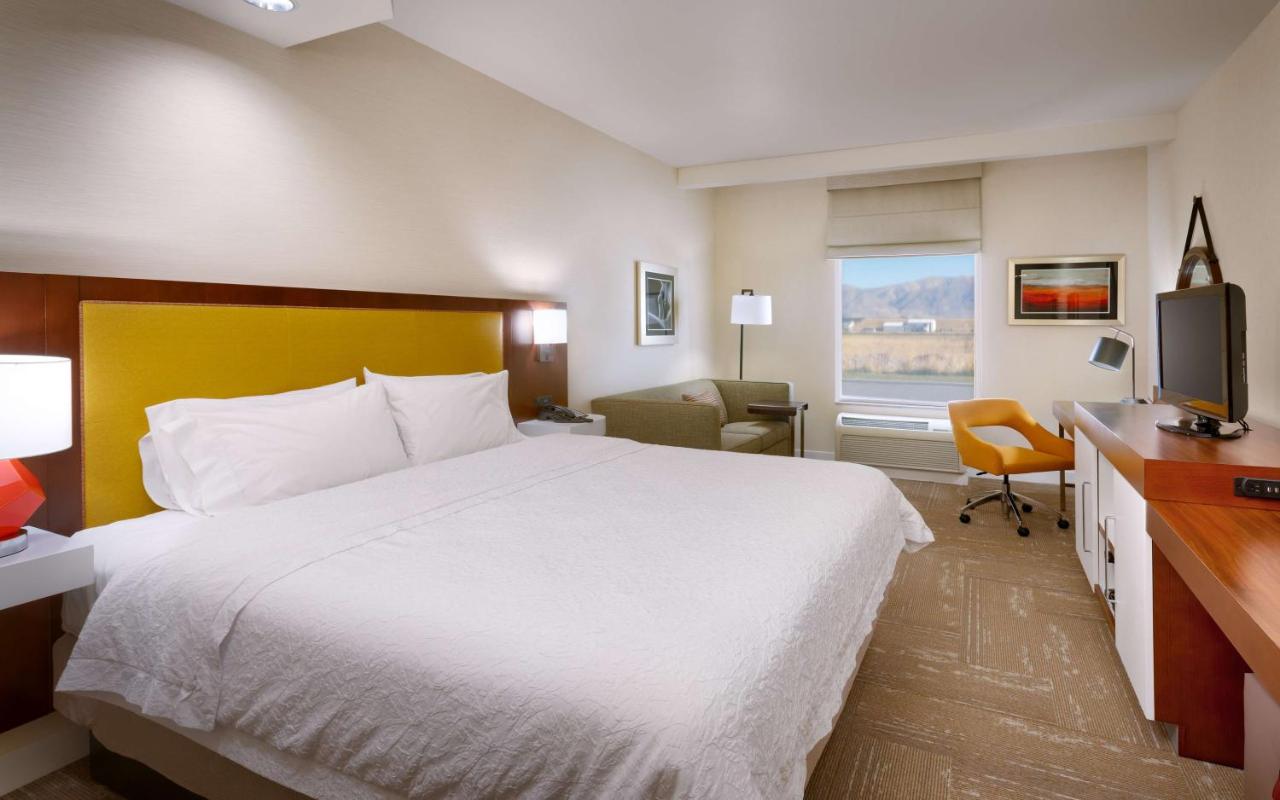 | Hampton Inn Tremonton