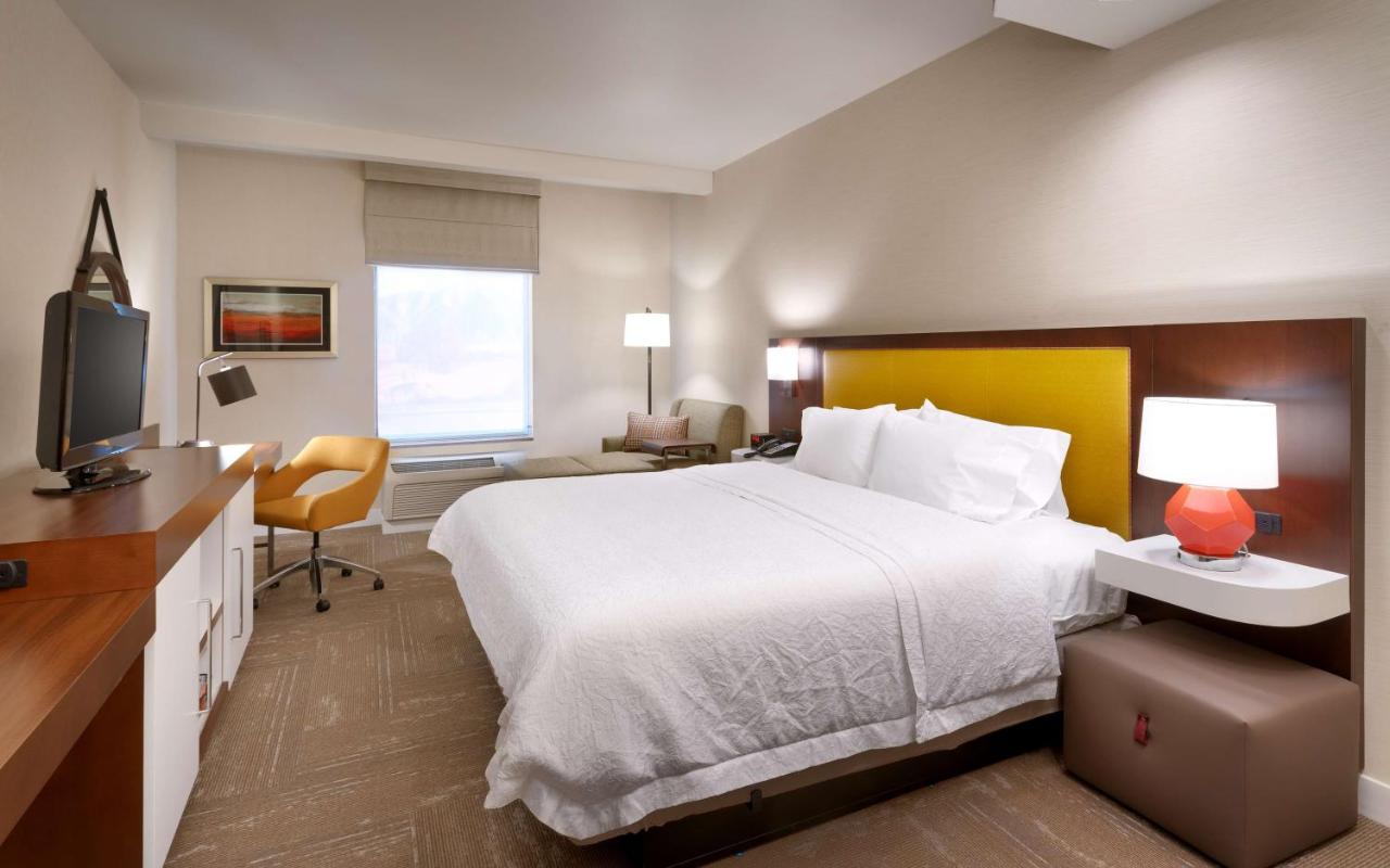| Hampton Inn Tremonton