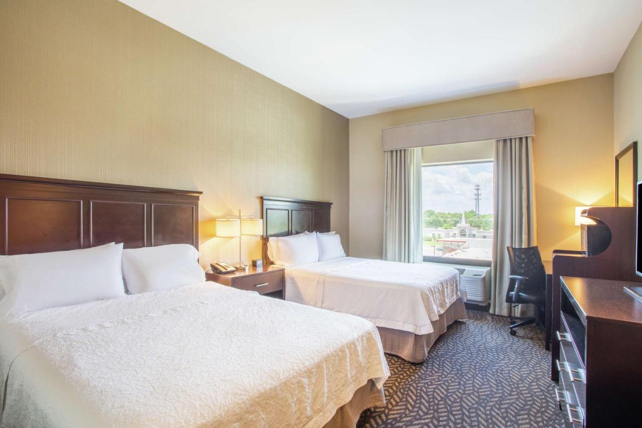 | Hampton Inn Philadelphia/Voorhees
