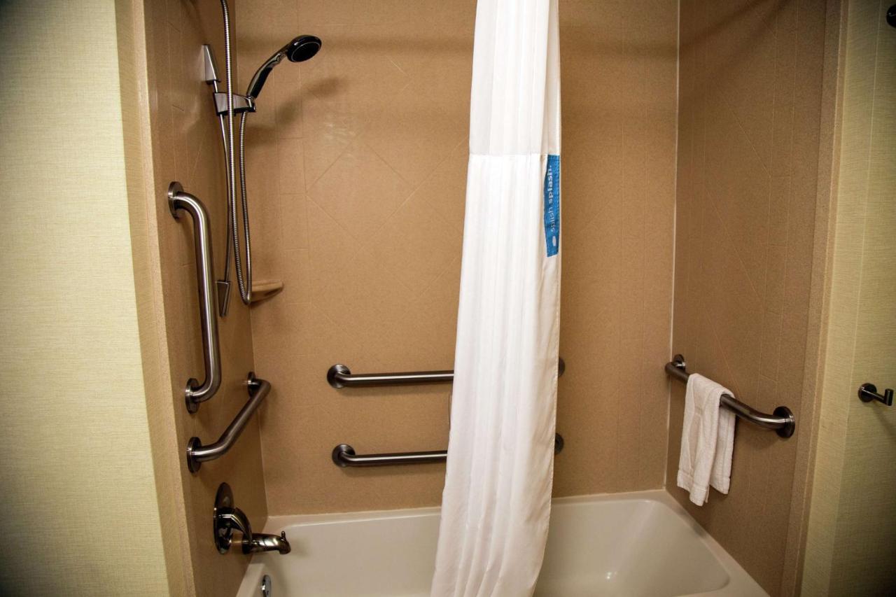 Two Queen Mobile/Hearing Accessible with Tub Non-Smoking at Hampton Inn & Suites Sharon