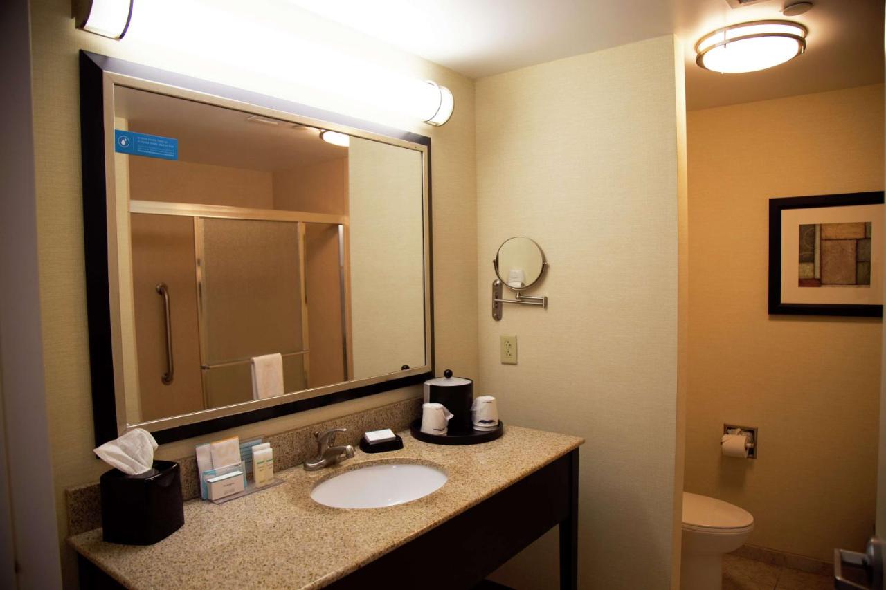 King Room - Non-Smoking at Hampton Inn & Suites Sharon