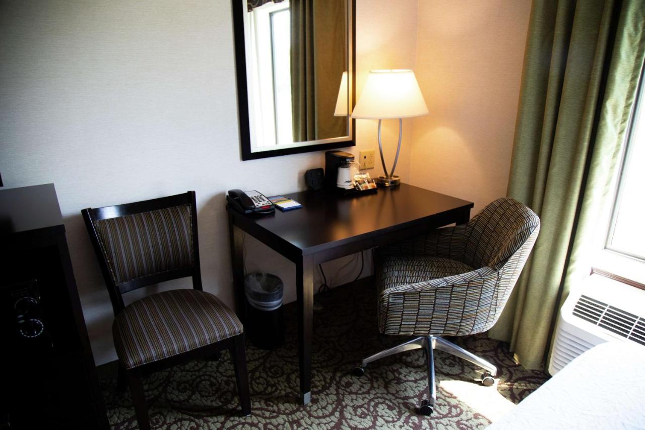 Queen Room with Two Queen Beds at Hampton Inn & Suites Sharon