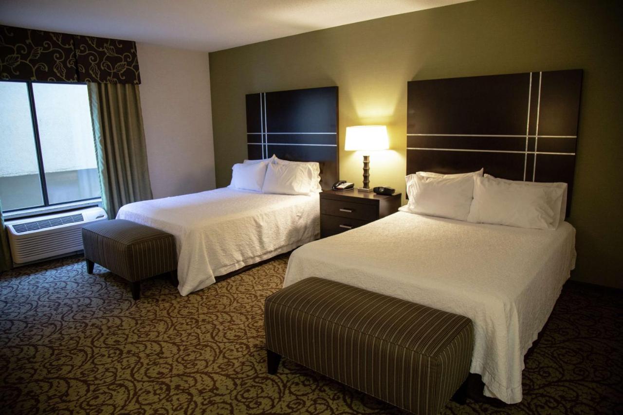 Two Queen Mobile/Hearing Accessible with Tub Non-Smoking at Hampton Inn & Suites Sharon