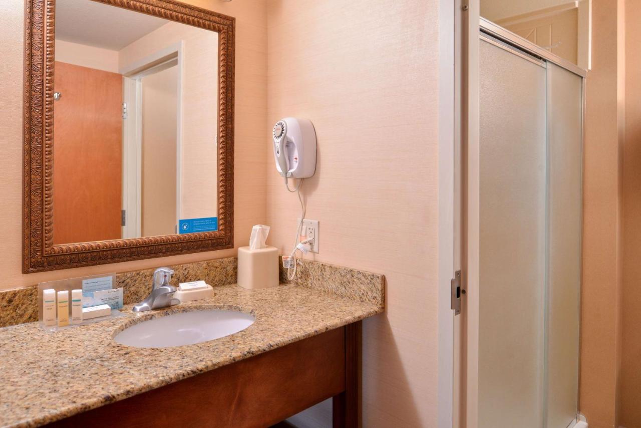 King Room at Hampton Inn York