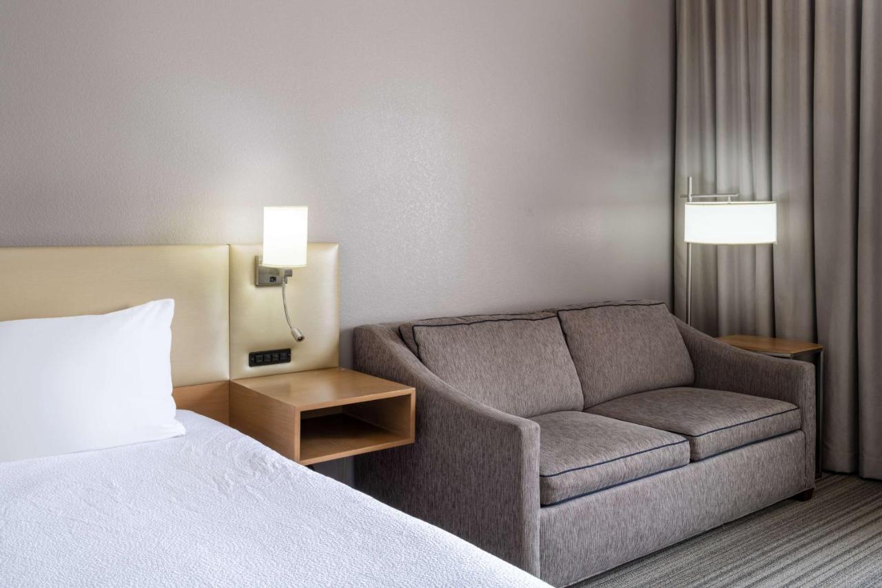 Premium King Room at Hilton Garden Inn Bakersfield