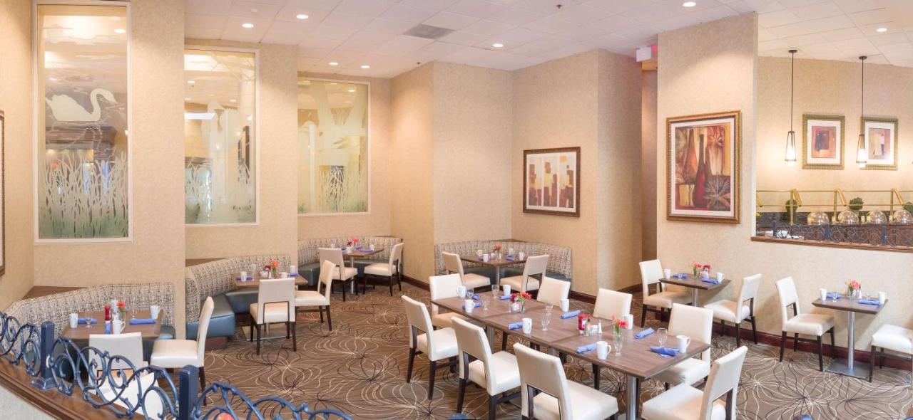 | DoubleTree by Hilton Boston-Milford