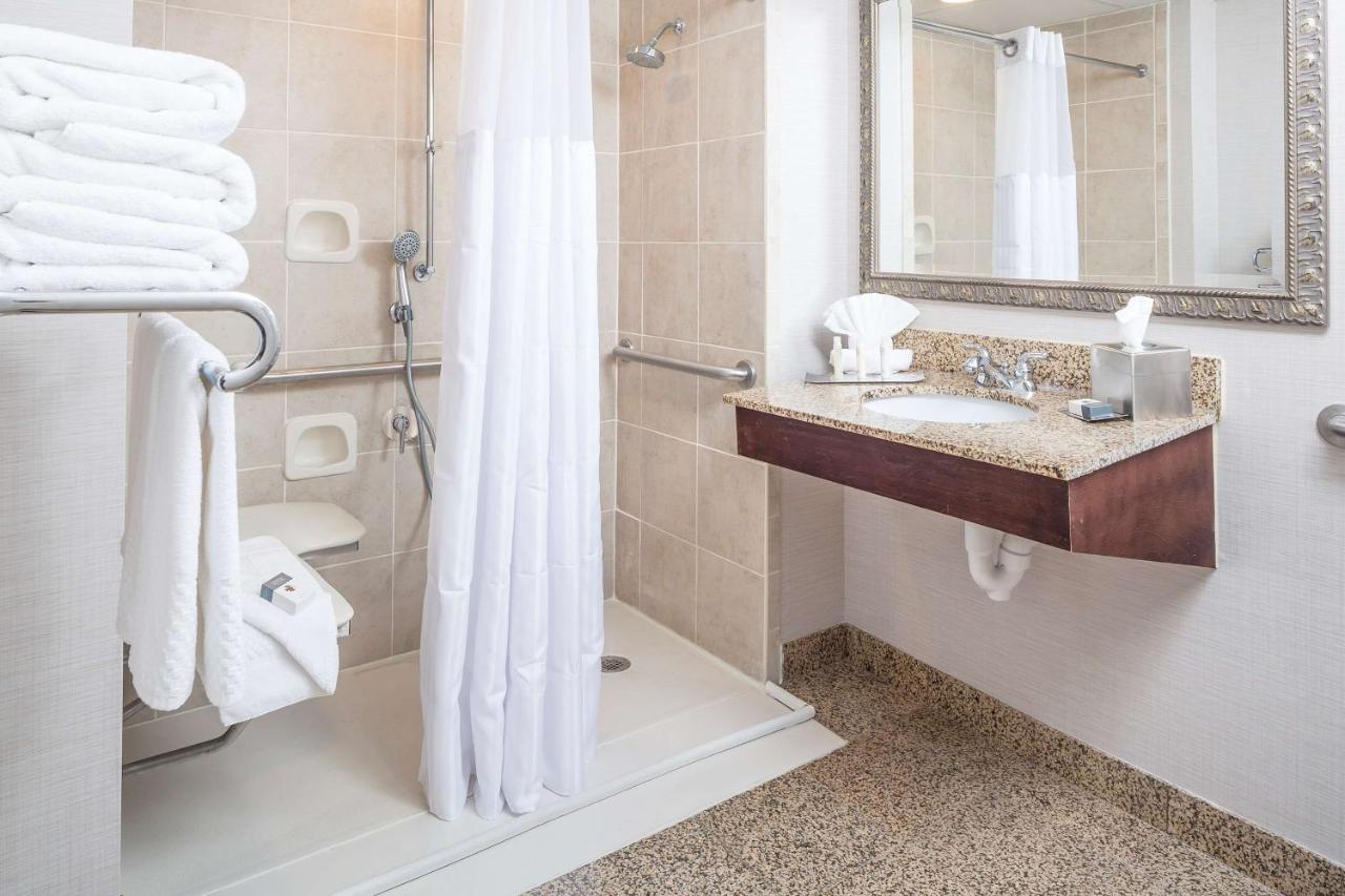  | DoubleTree by Hilton Boston-Milford