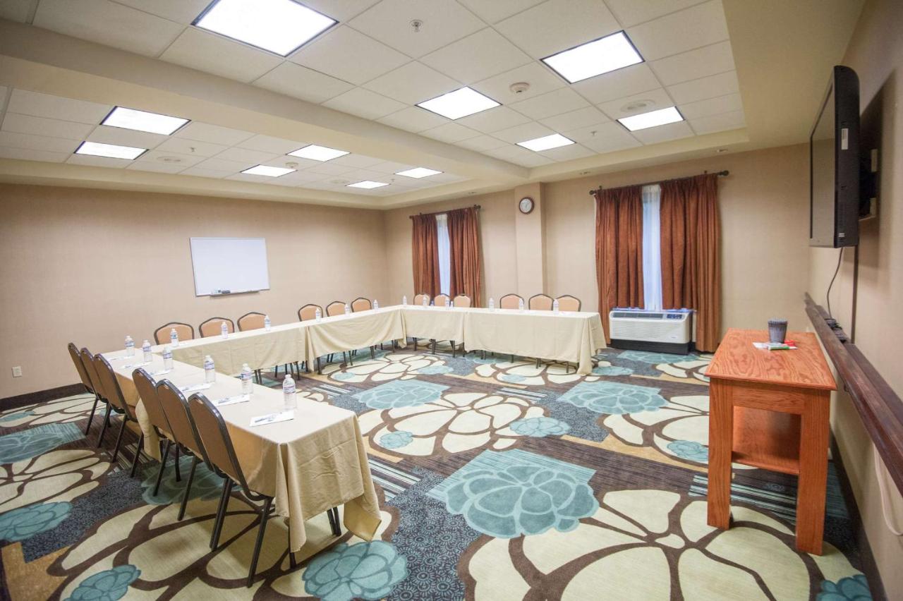  | Hampton by Hilton Brattleboro