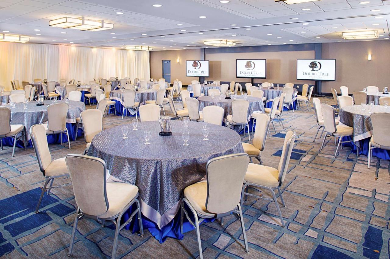 | DoubleTree by Hilton Baltimore - BWI Airport