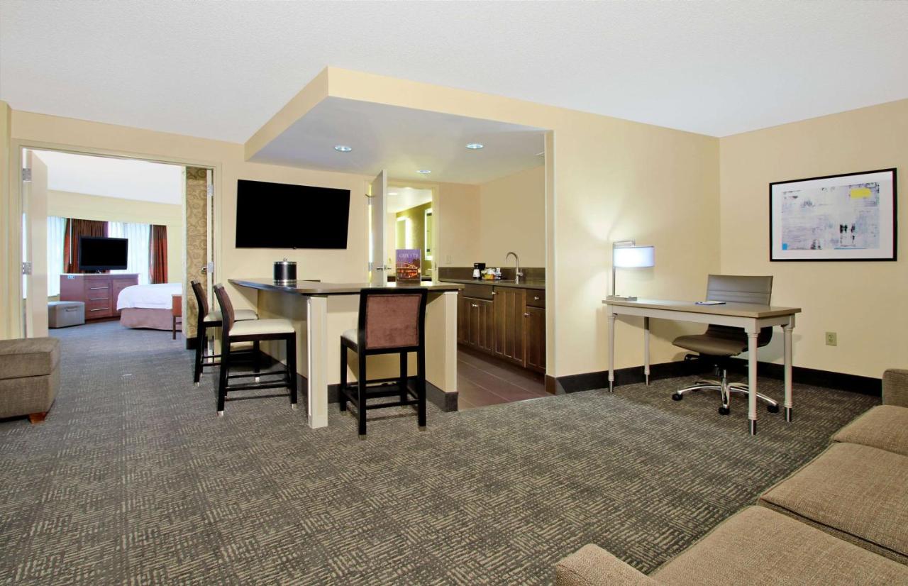 King Suite with Spa Bath - Non-Smoking at Hampton Inn & Suites Columbus-Downtown