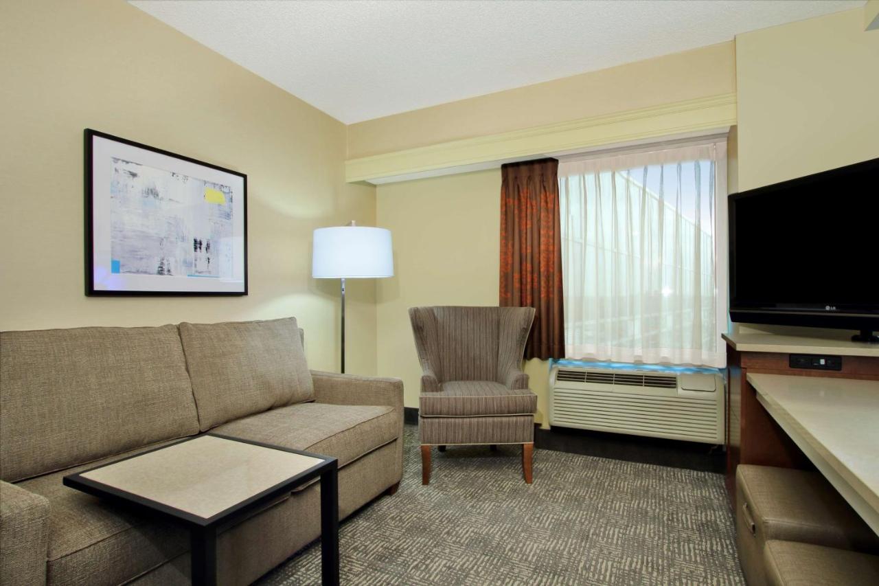 King Suite with Sofa Bed - Non-Smoking at Hampton Inn & Suites Columbus-Downtown