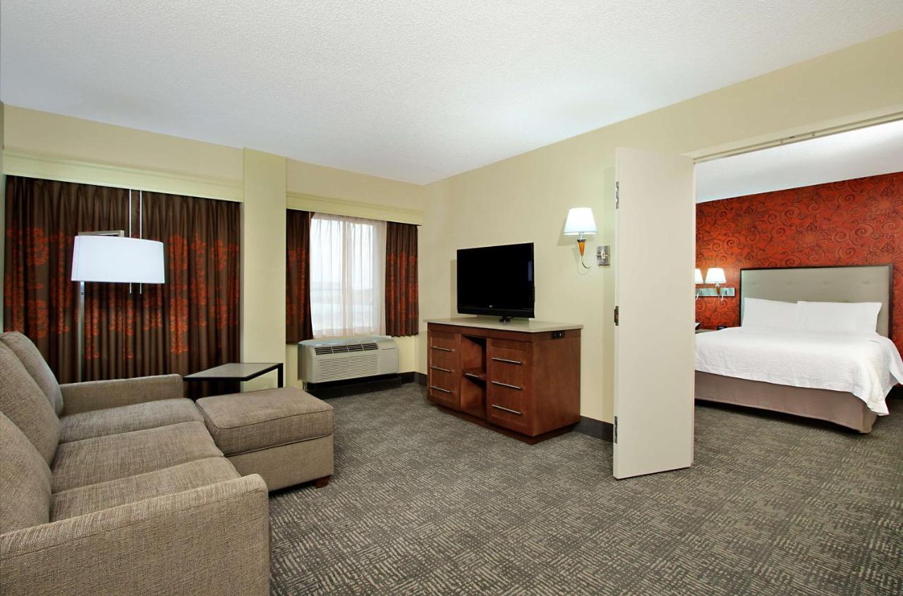 King Suite with Kitchen - Non-Smoking at Hampton Inn & Suites Columbus-Downtown