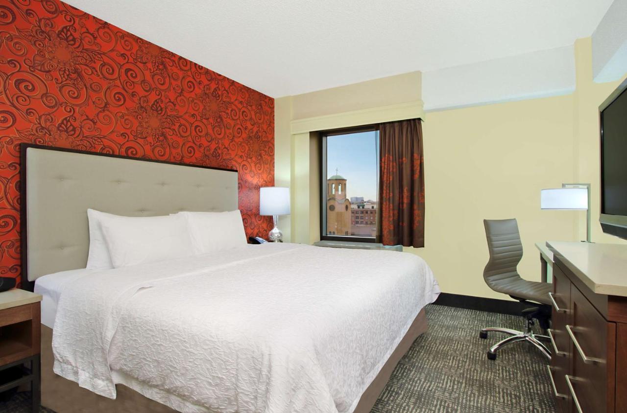 King Room with Sofa Bed - Non-Smoking at Hampton Inn & Suites Columbus-Downtown