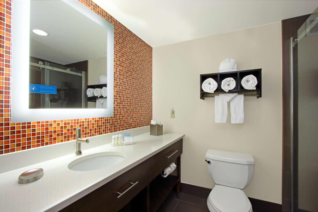 King Room - Disability Access at Hampton Inn & Suites Columbus-Downtown