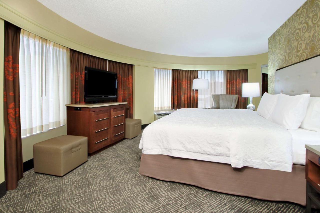King Suite with Spa Bath - Non-Smoking at Hampton Inn & Suites Columbus-Downtown