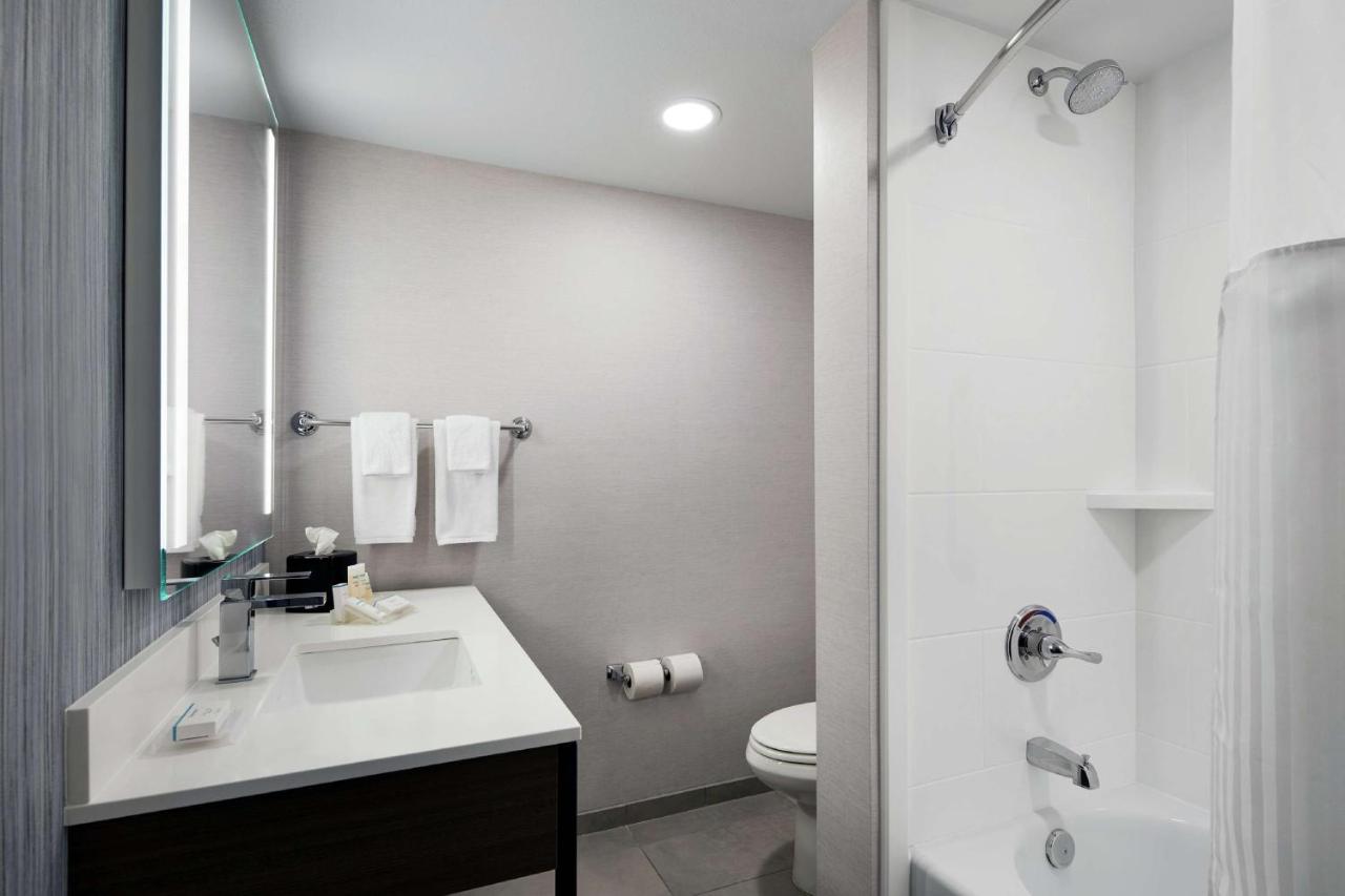 Queen Room at Hilton Garden Inn Champaign/Urbana