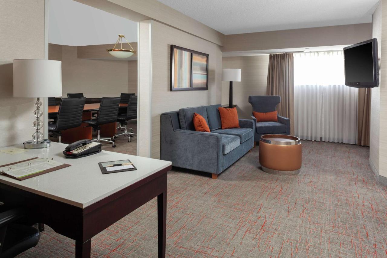  | DoubleTree Suites by Hilton Hotel Dayton - Miamisburg
