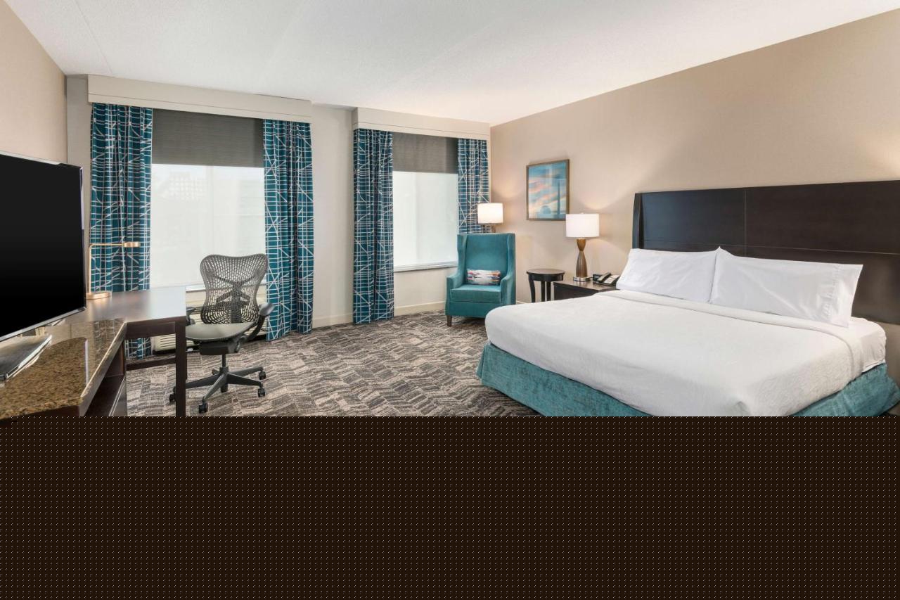 One King Mobility/Hearing Accessible with Tub at Hilton Garden Inn Silver Spring White Oak