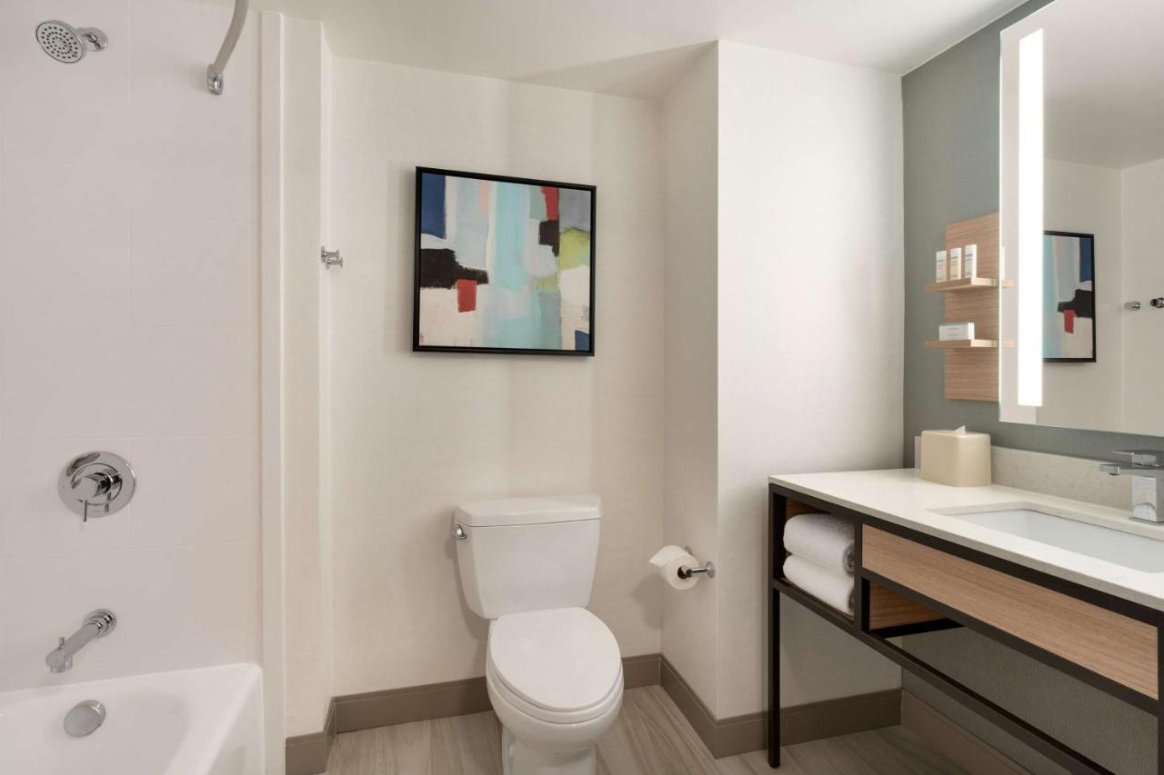 | Hilton Garden Inn Tysons Corner