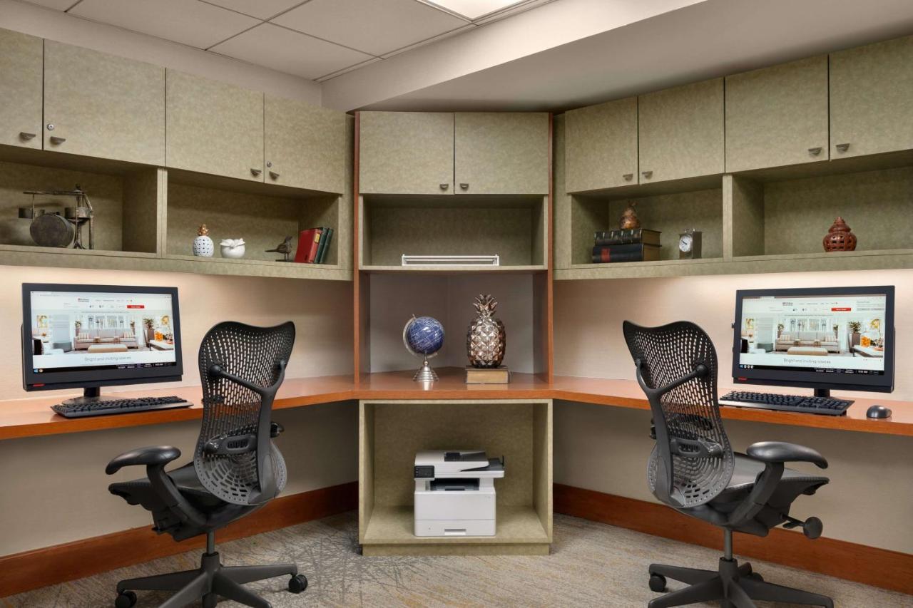 | Hilton Garden Inn Tysons Corner