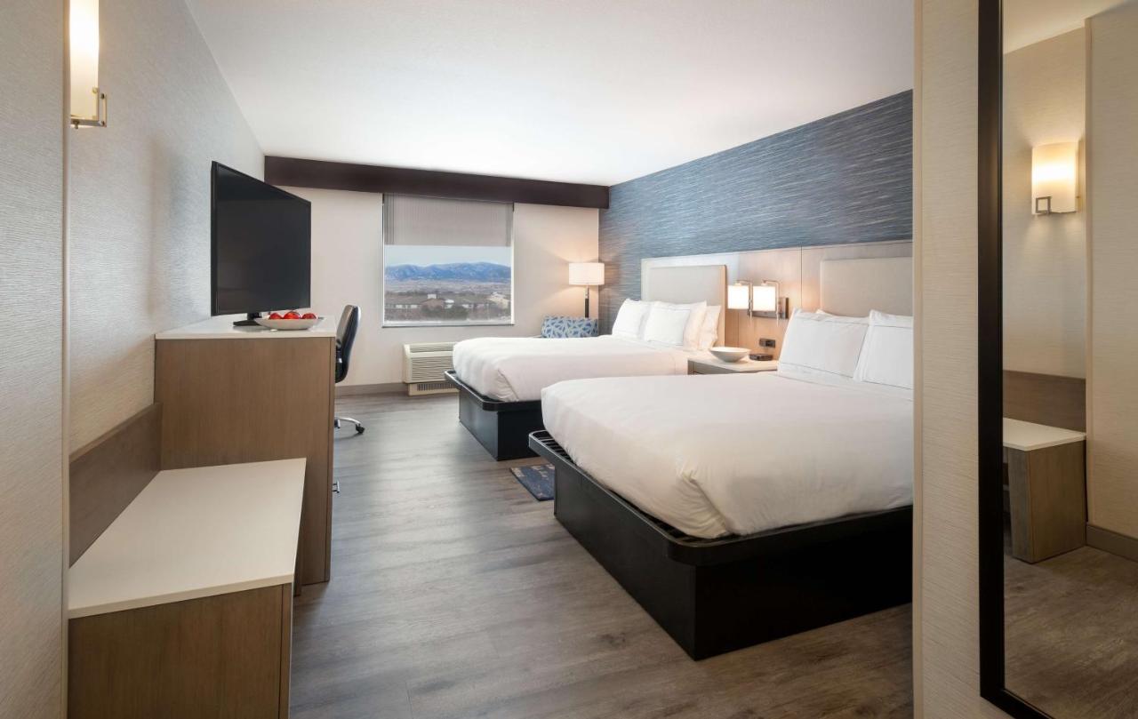 | DoubleTree by Hilton Hotel Denver - Thornton