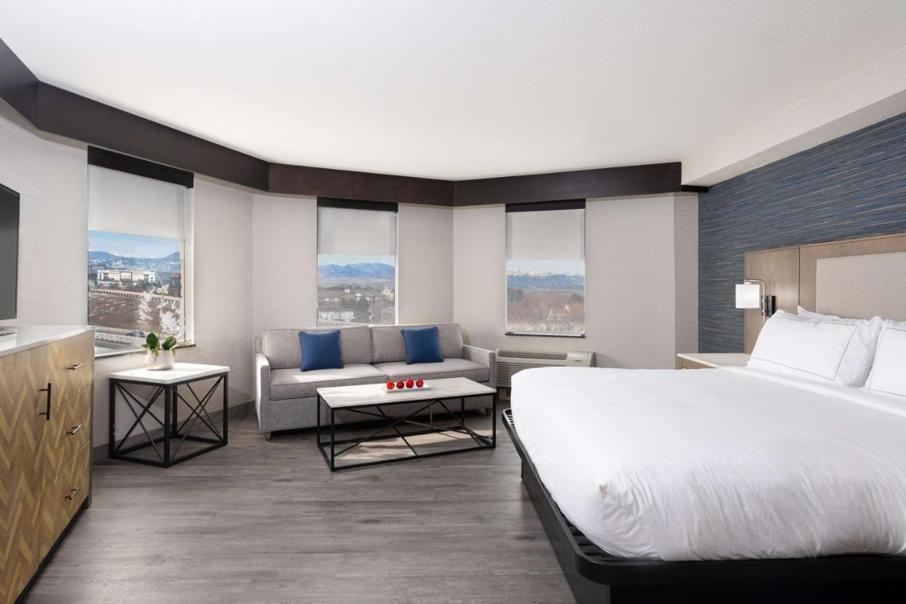| DoubleTree by Hilton Hotel Denver - Thornton