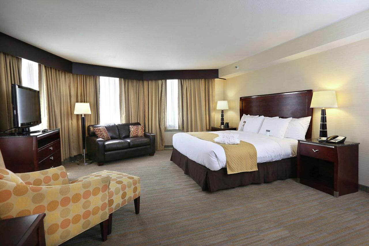 | DoubleTree by Hilton Hotel Denver - Thornton