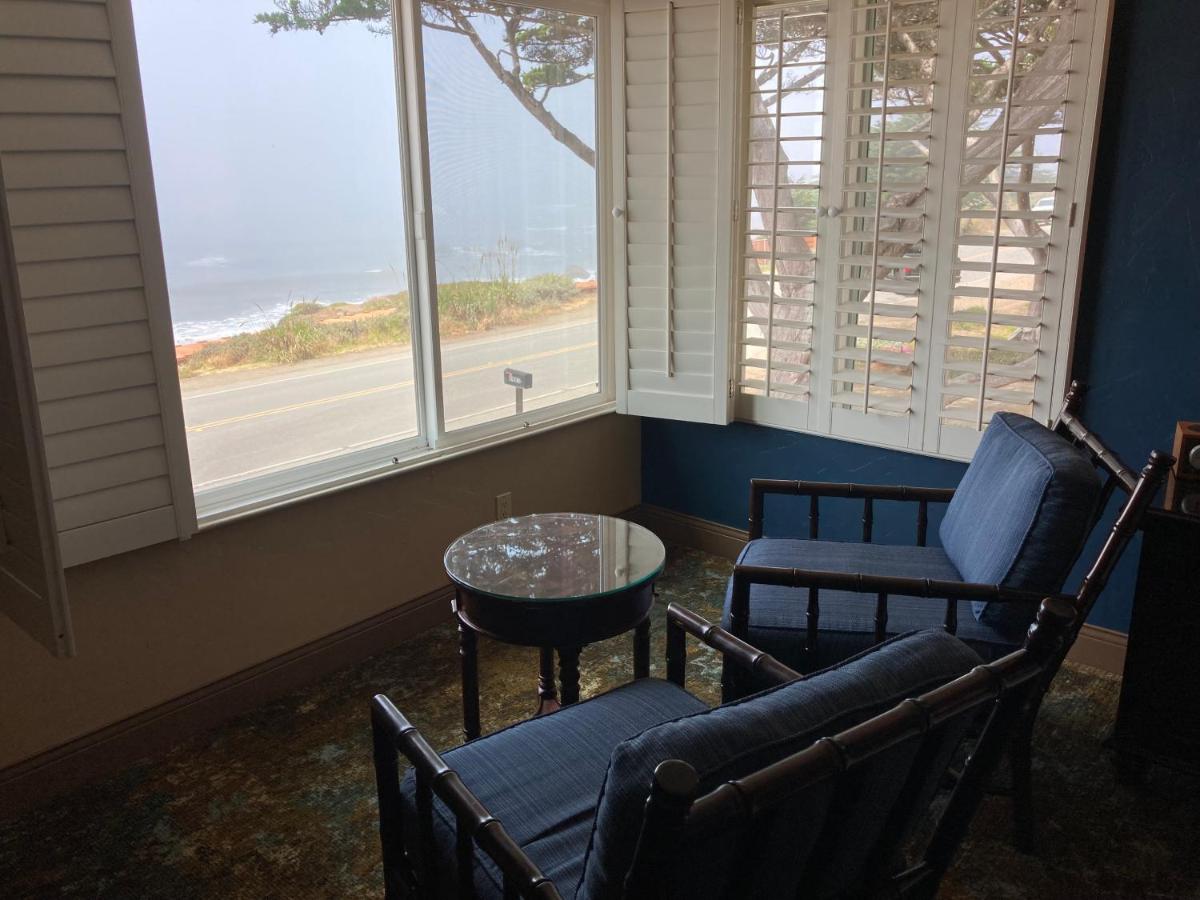 King Room with Ocean View at Blue Dolphin Inn