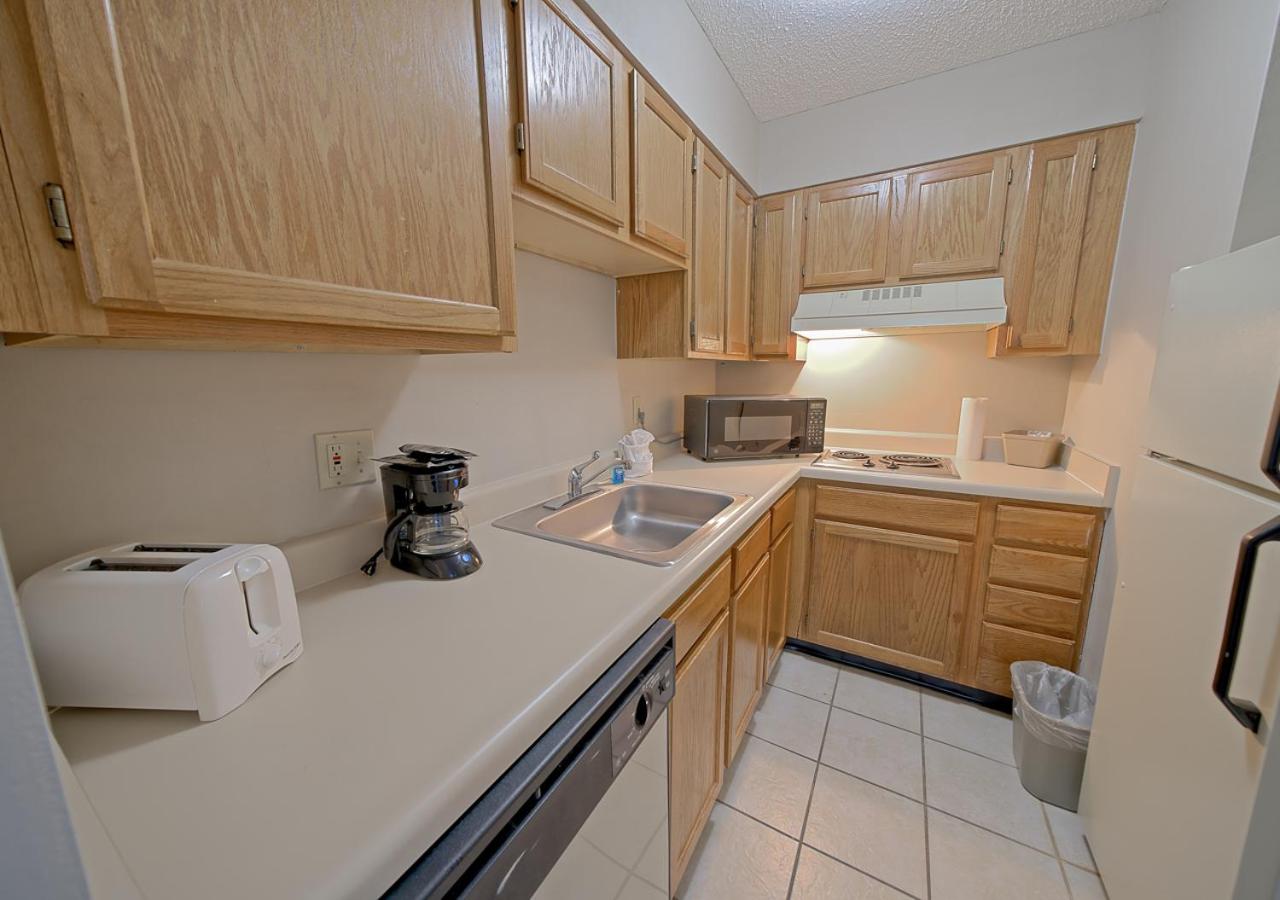 Two-Bedroom Suite at All Season Suites